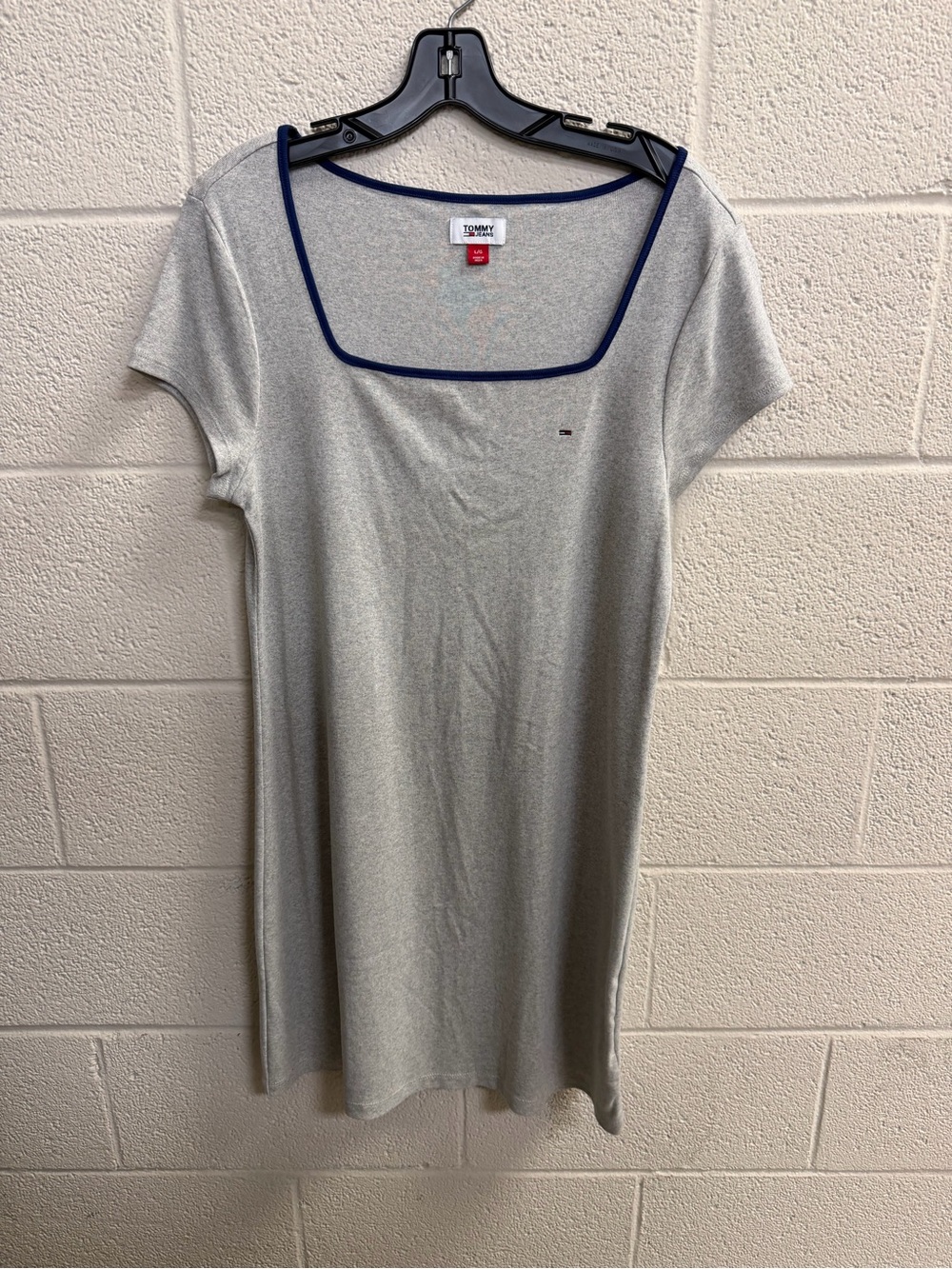 Tommy Hilfiger Gray Short Sleeve Square Neck Tunic with Navy Trim